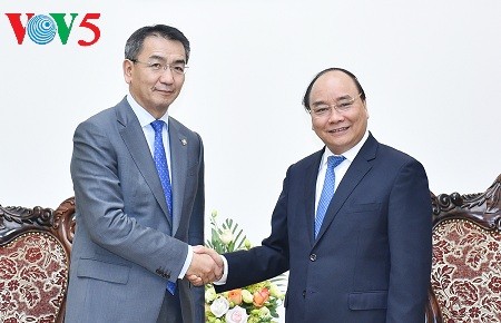Vietnam sees Mongolia as important partner: PM - ảnh 1